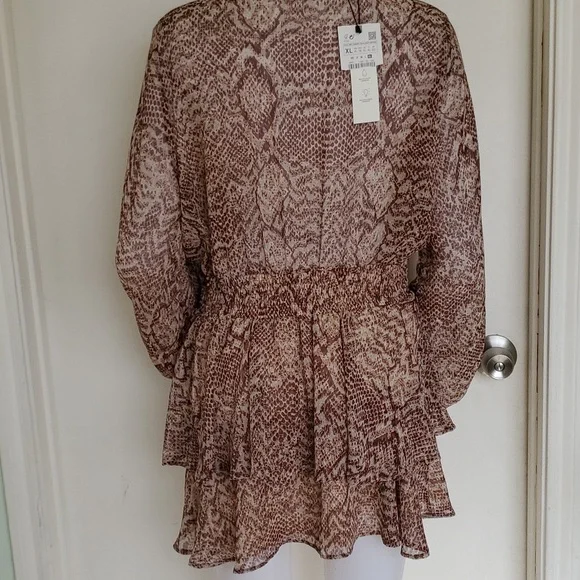 Zara mini dress sz.Xl. - Picture 9 of 11